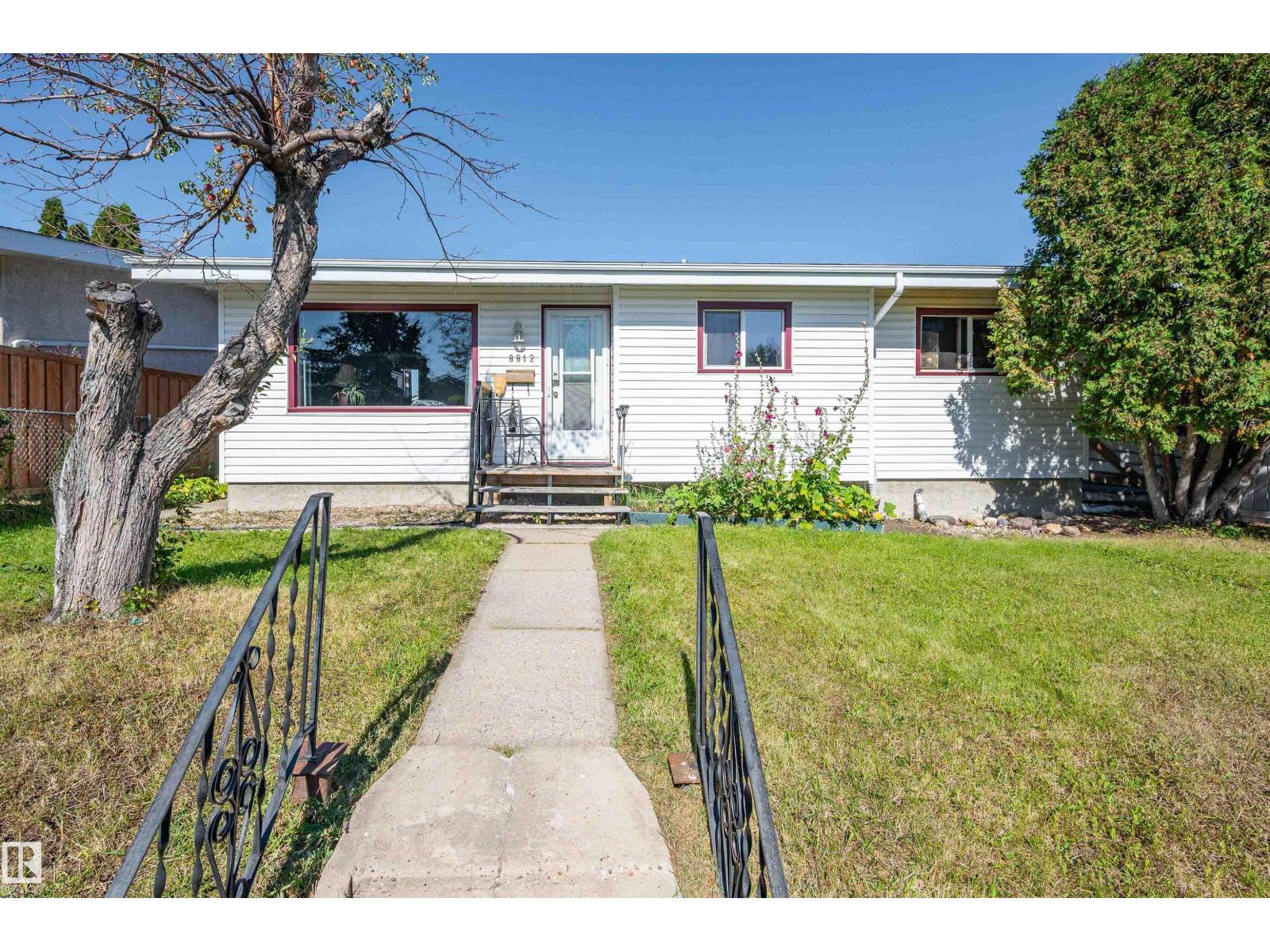 8812 135a AV S NW