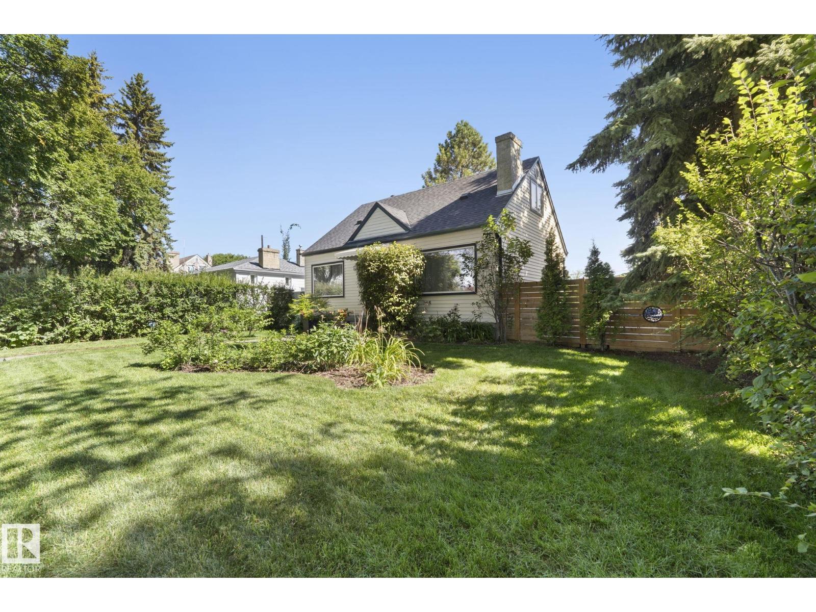 11331 60 St Nw Property Photo 3