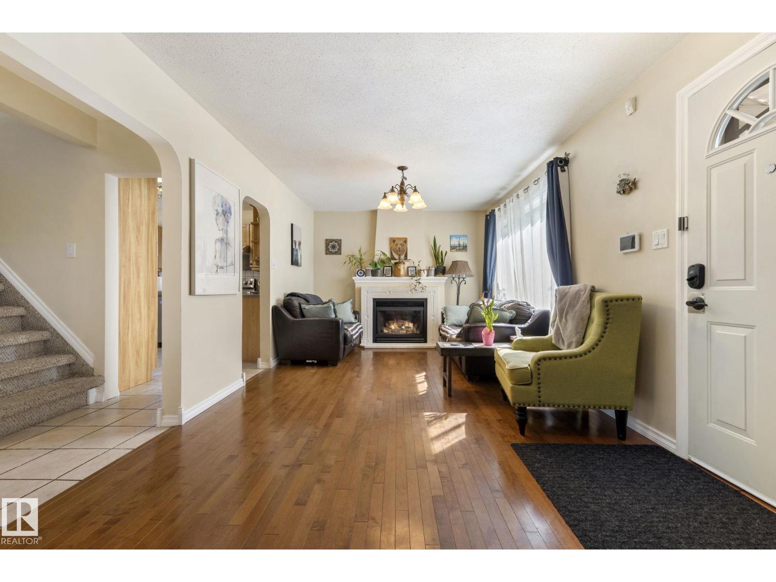 11331 60 St Nw Property Photo 5