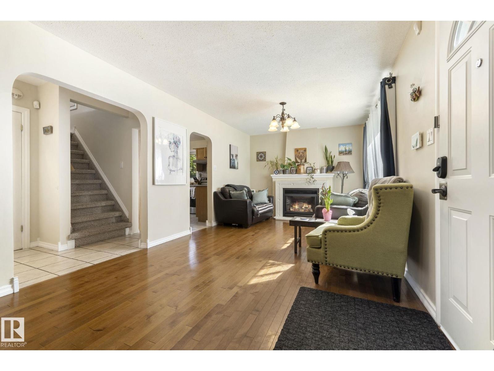 11331 60 St Nw Property Photo 7