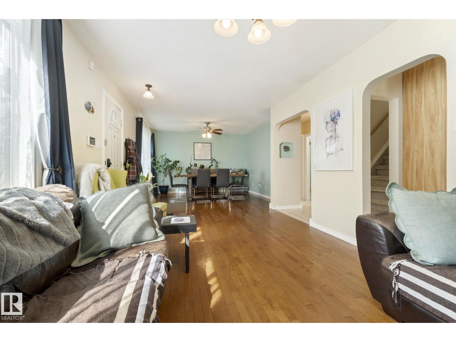 11331 60 St Nw Property Photo 8