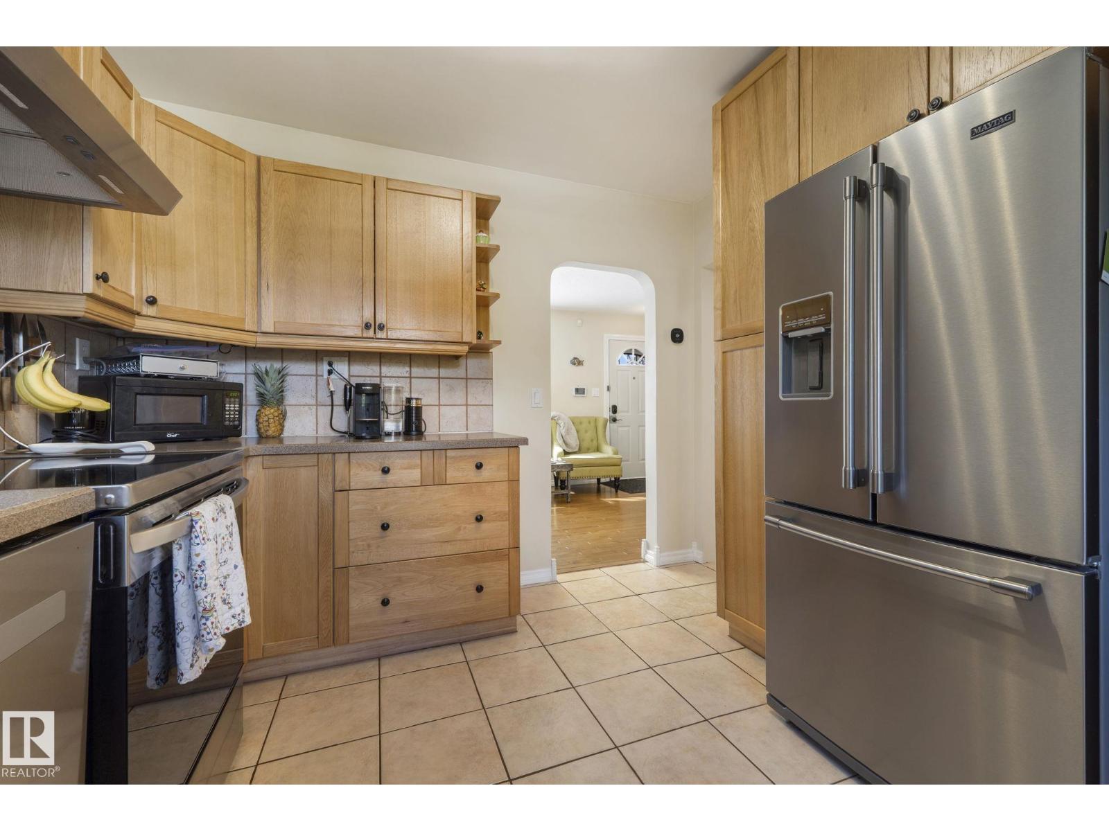 11331 60 St Nw Property Photo 15