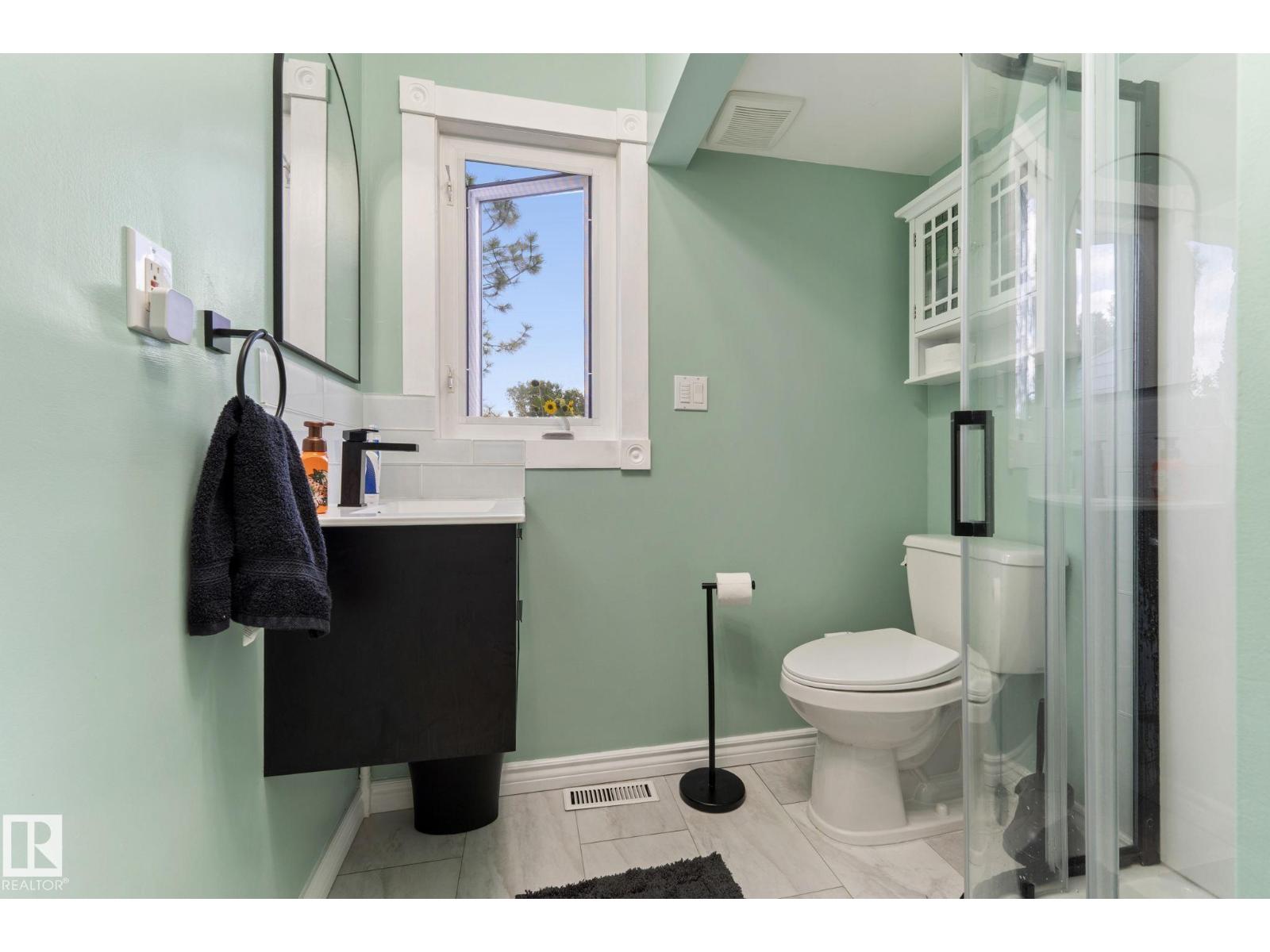 11331 60 St Nw Property Photo 22