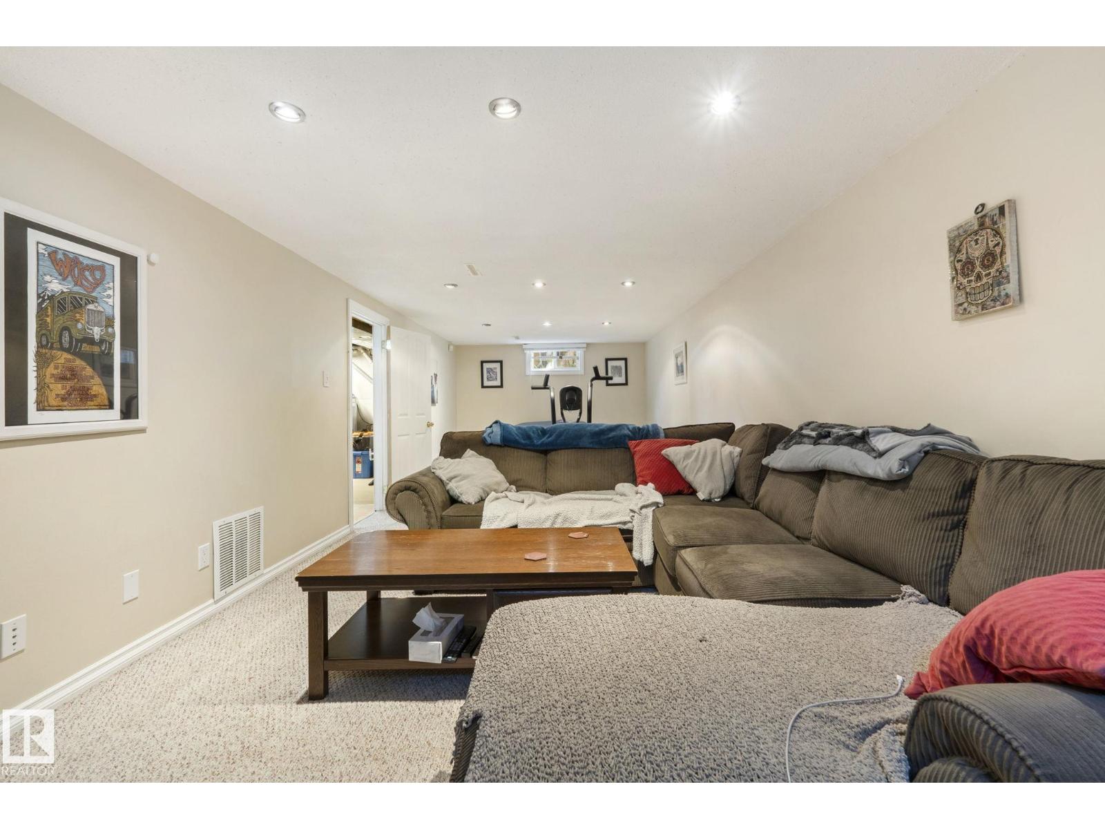 11331 60 St Nw Property Photo 33