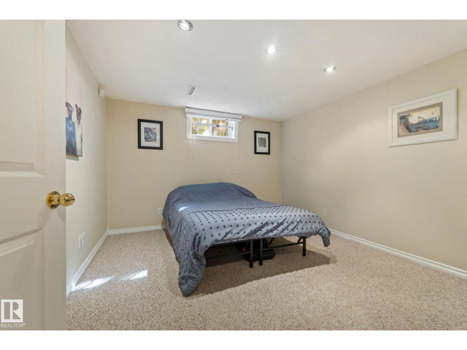 11331 60 St Nw Property Photo 34