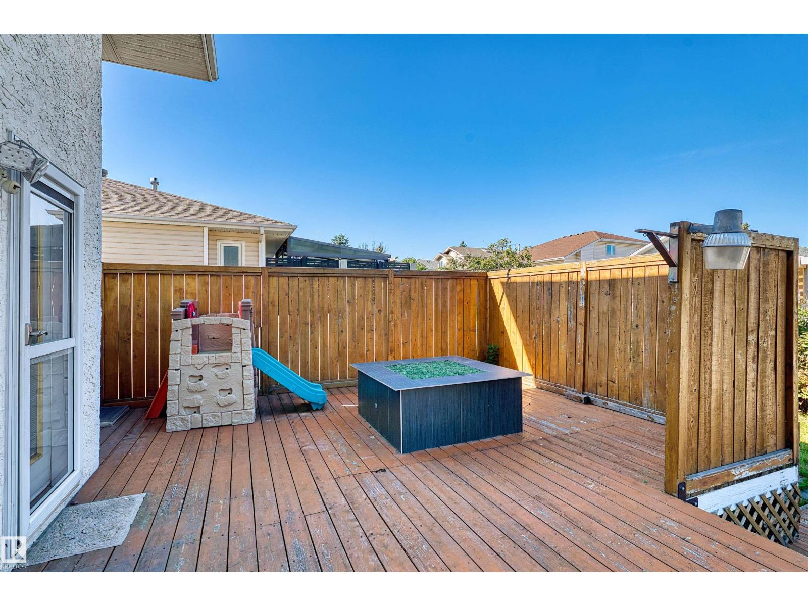 446 Ormsby Rd Nw Property Photo 32