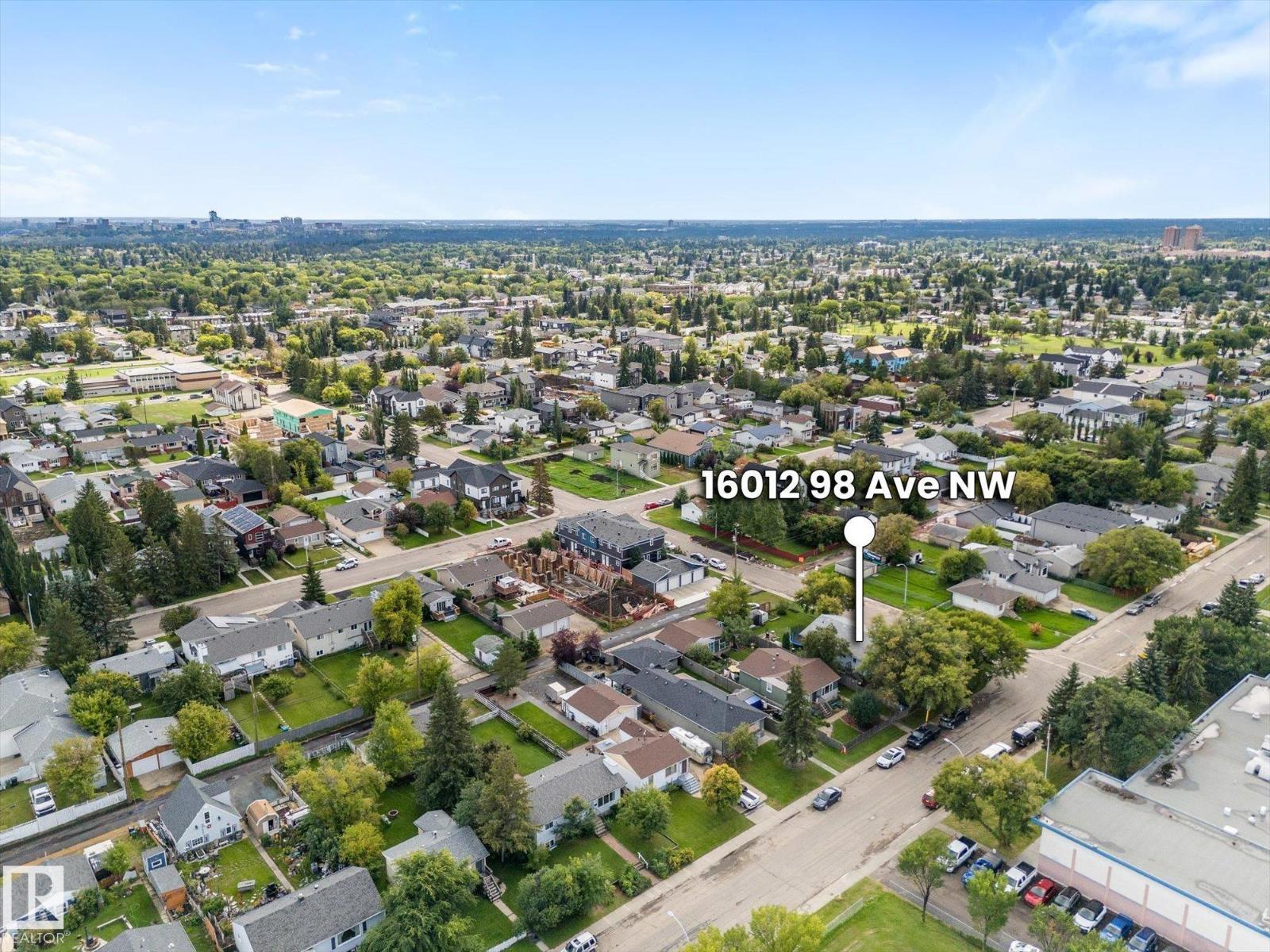 16012 98 Av Nw Property Photo 5
