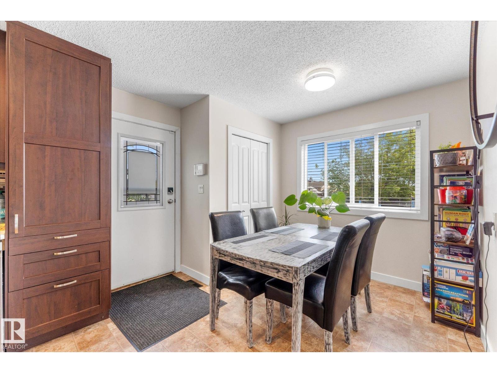 16012 98 Av Nw Property Photo 11