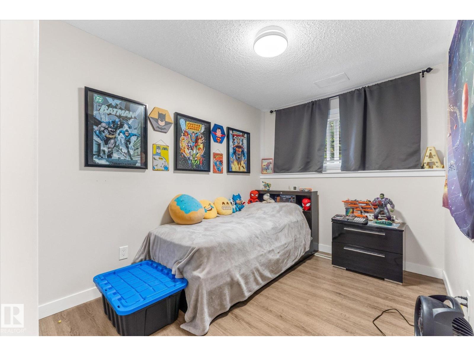 16012 98 Av Nw Property Photo 21