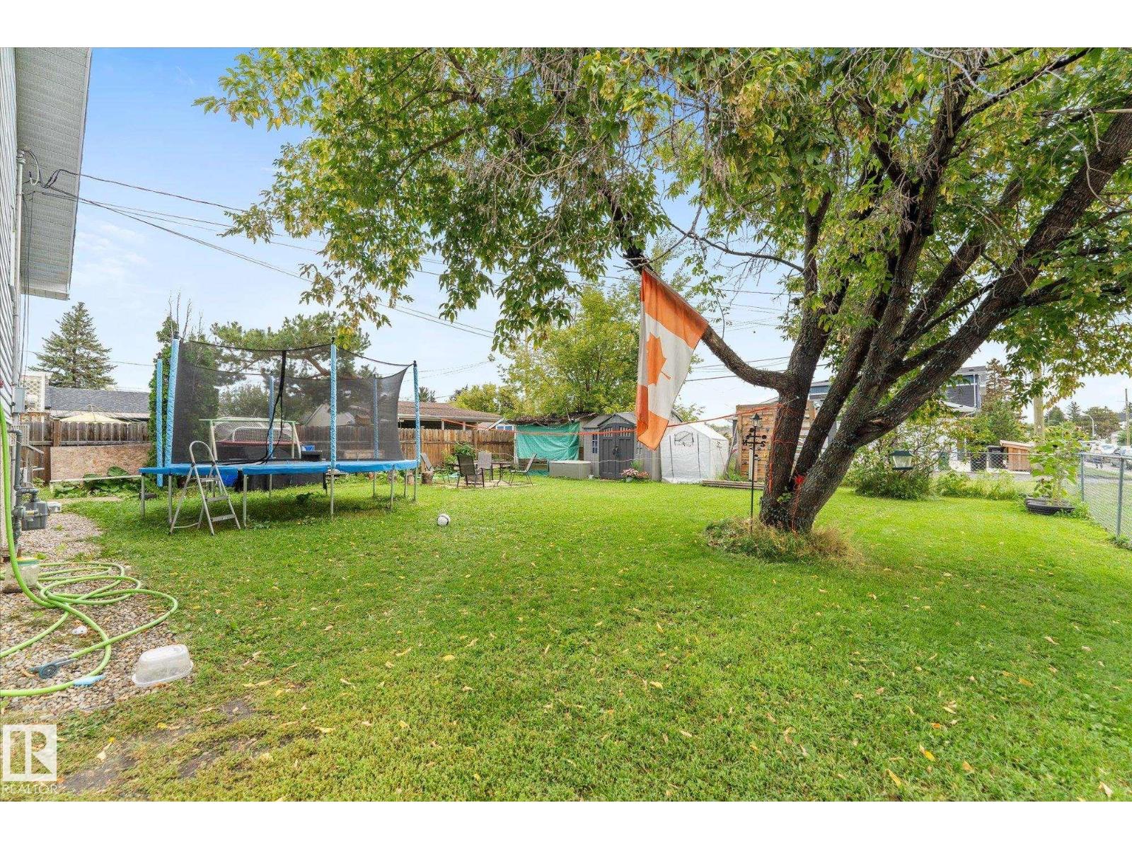 16012 98 Av Nw Property Photo 27