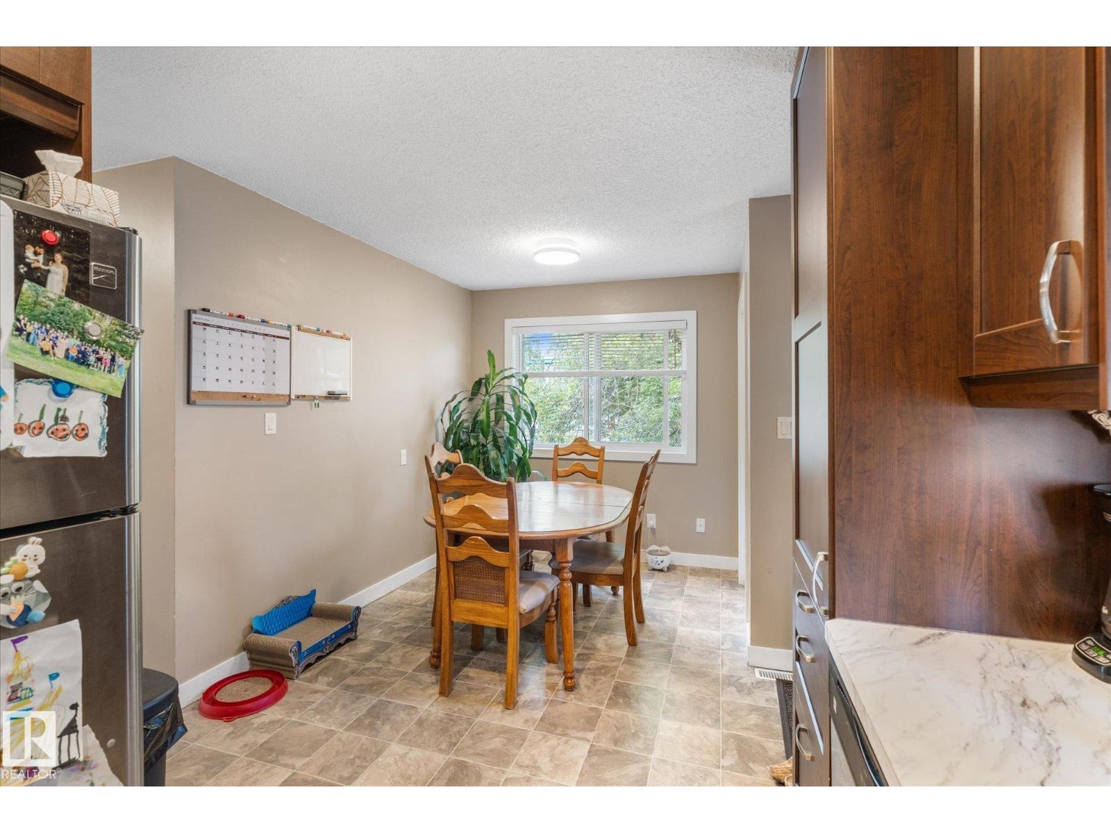 16012 98 Av Nw Property Photo 38