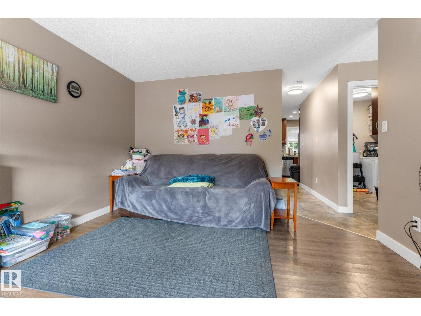 16012 98 Av Nw Property Photo 44