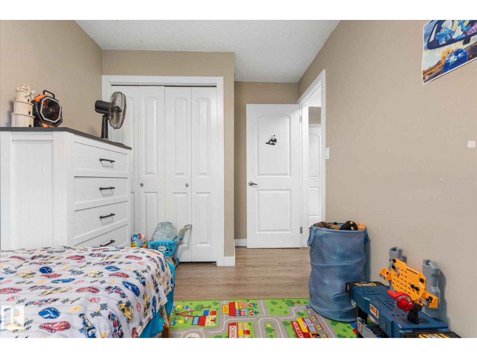 16012 98 Av Nw Property Photo 53