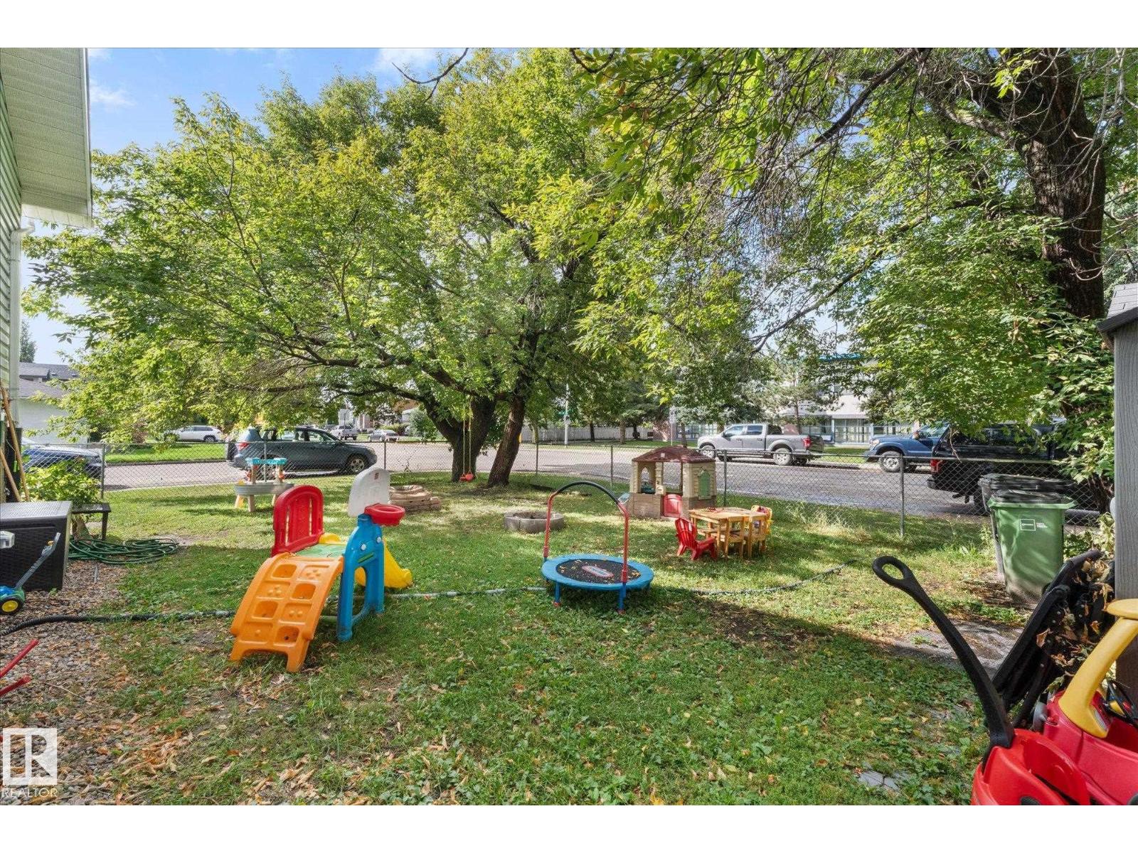 16012 98 Av Nw Property Photo 59