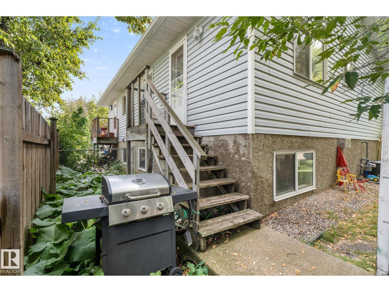 16012 98 Av Nw Property Photo 60