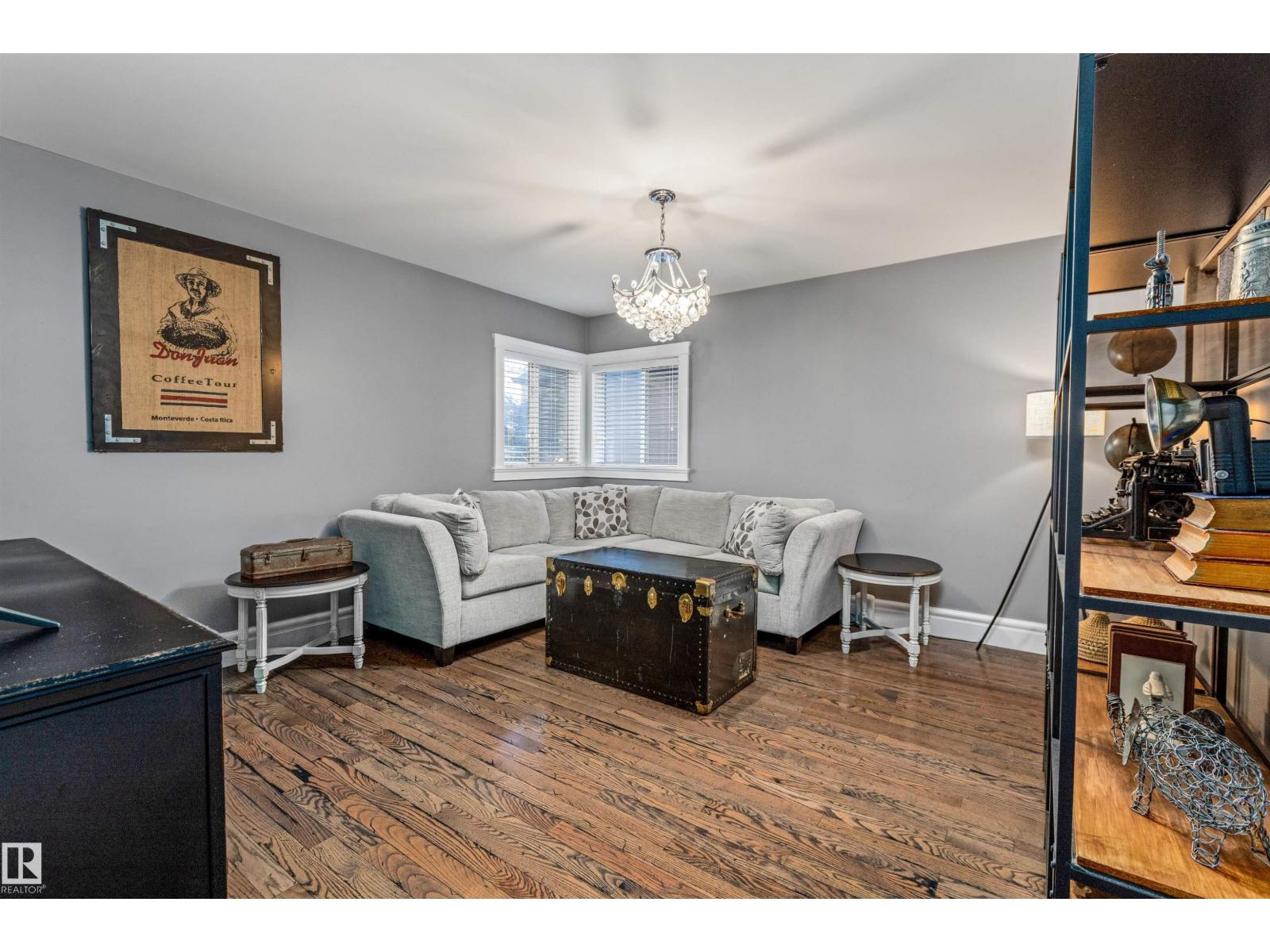 10321 137 St Nw Property Photo 16
