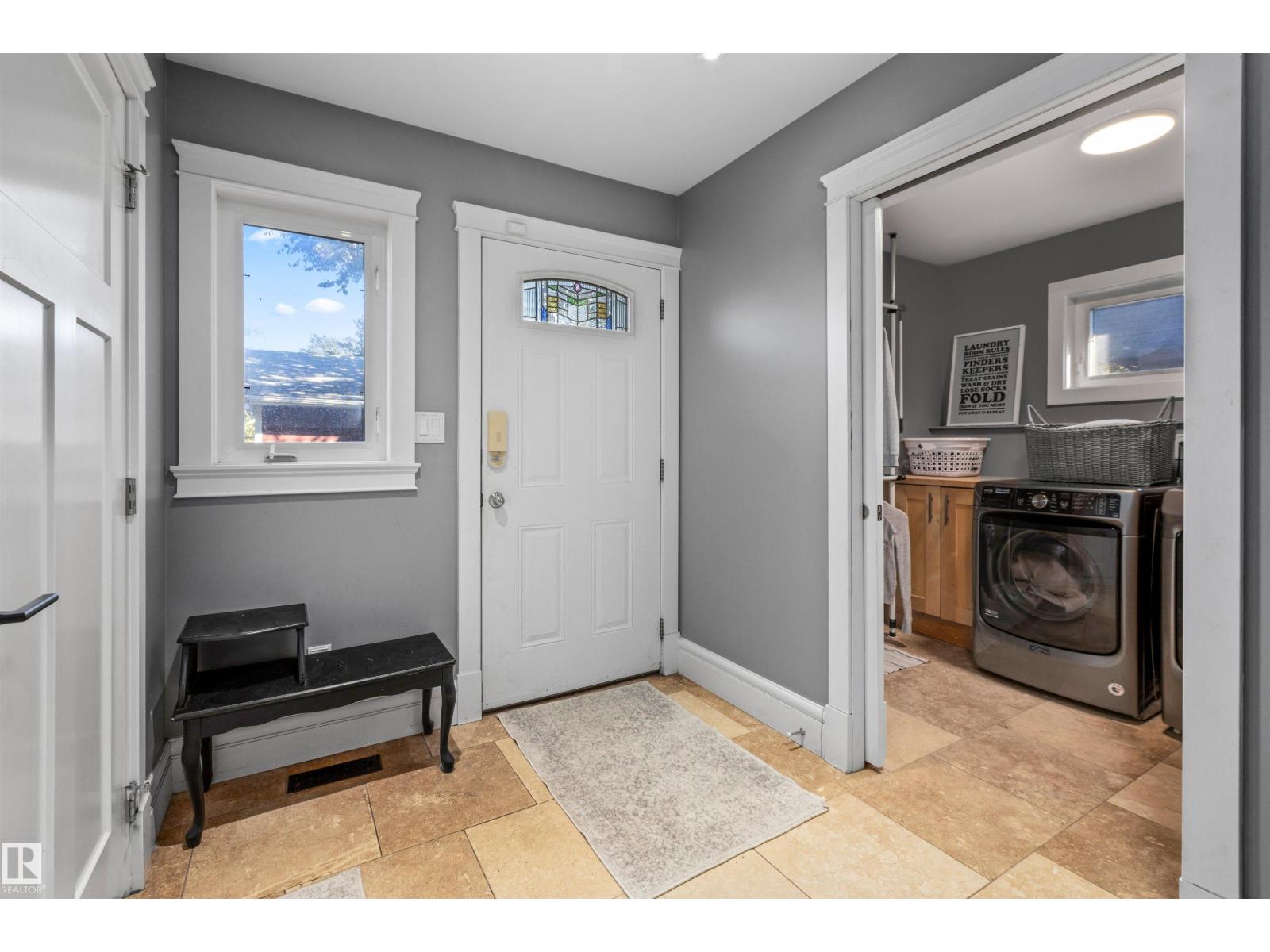 10321 137 St Nw Property Photo 19