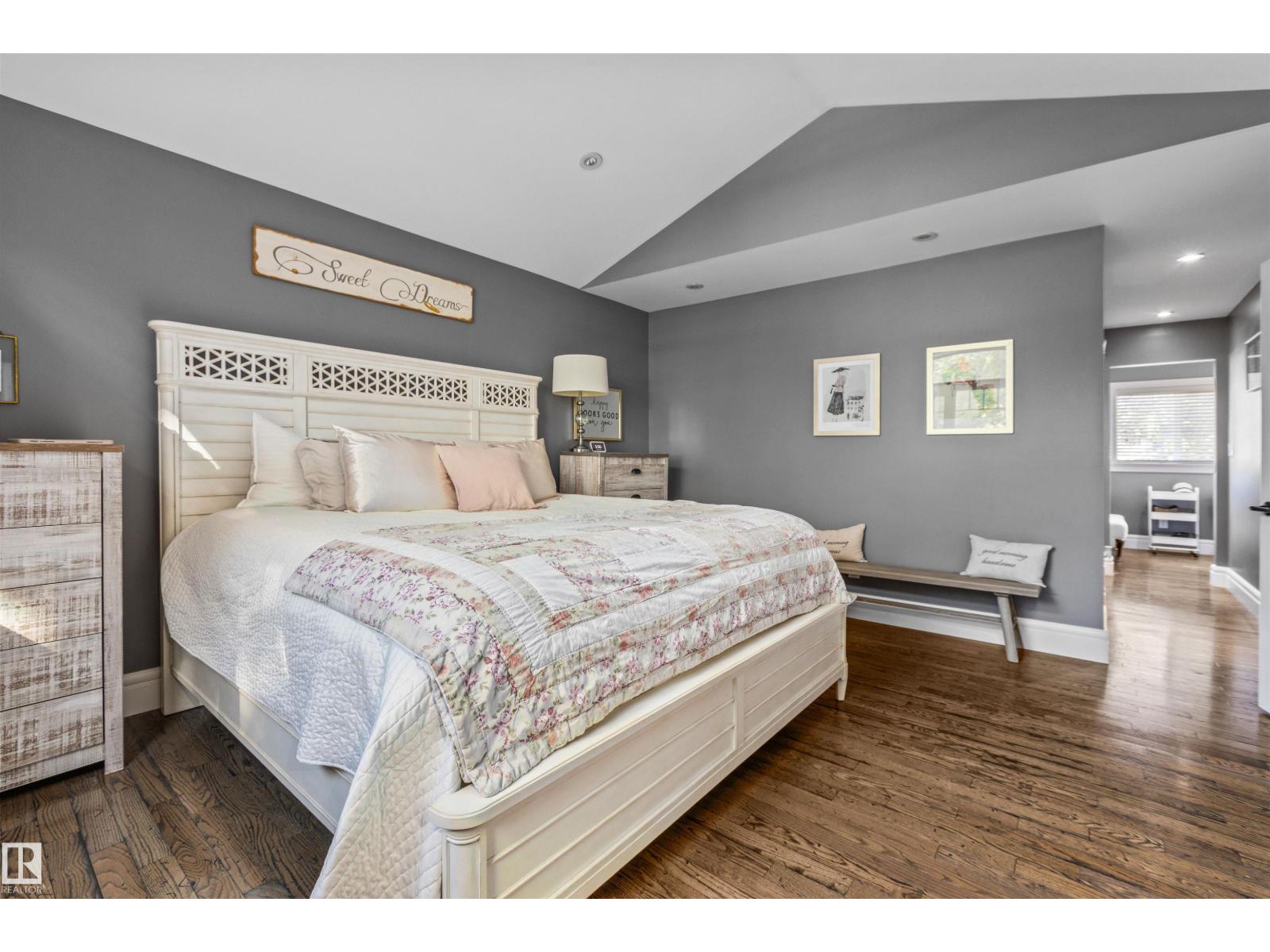 10321 137 St Nw Property Photo 25