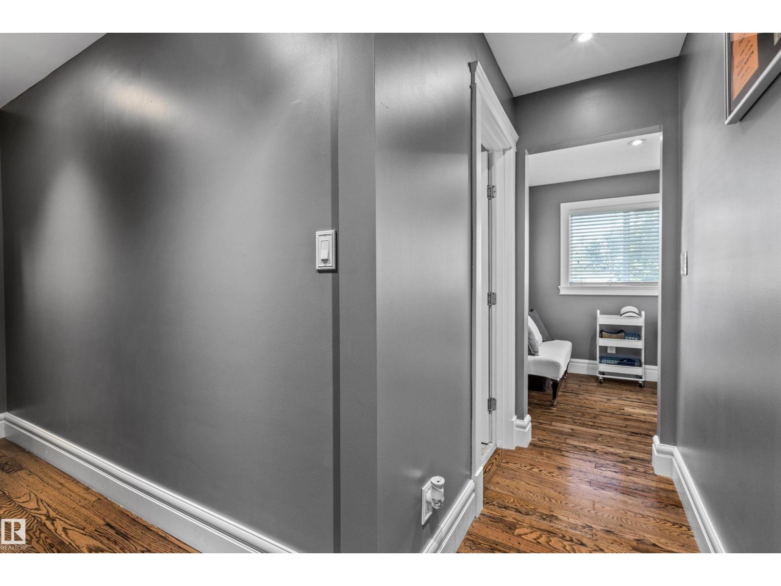 10321 137 St Nw Property Photo 29