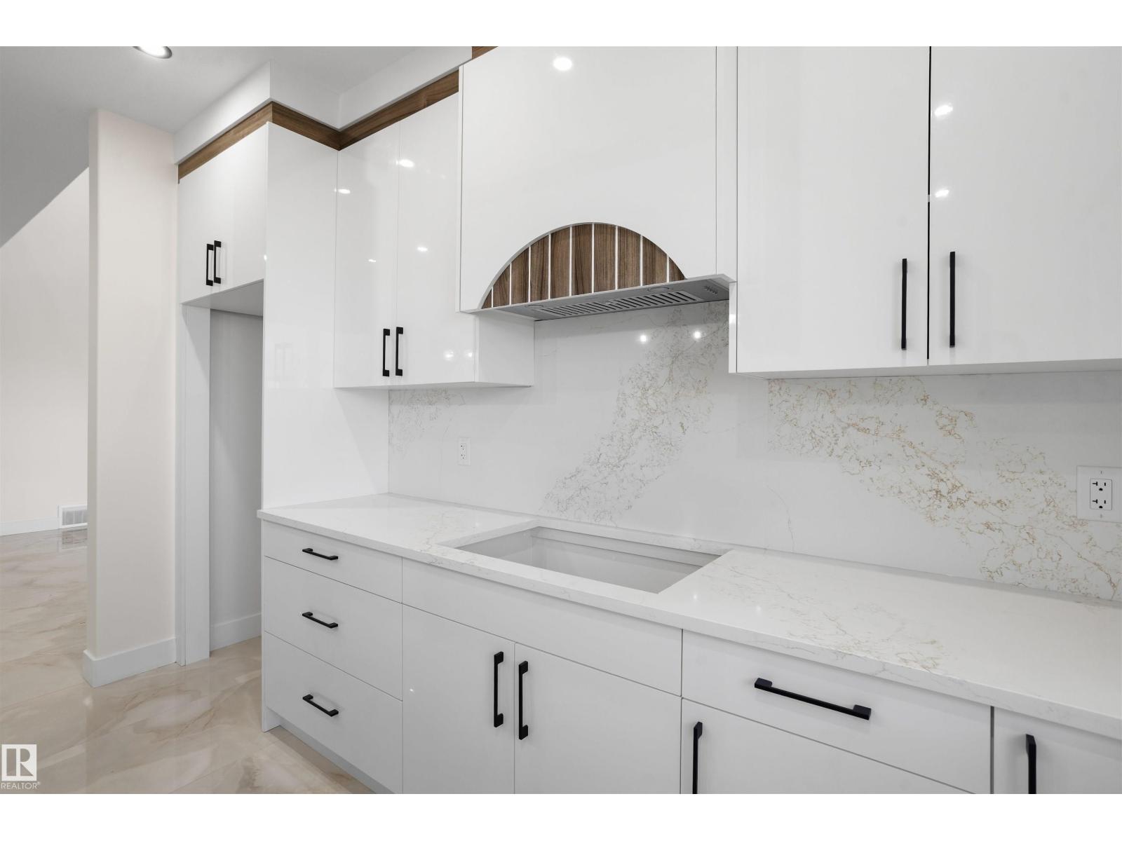 2310 6a Av Sw Property Photo 18