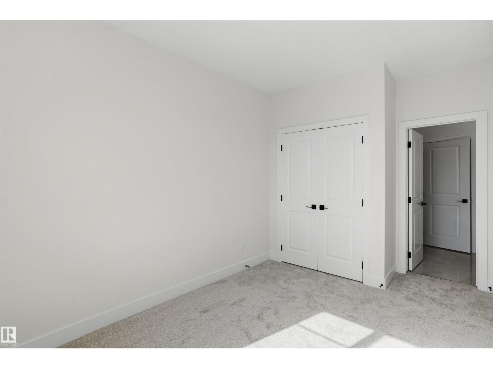 2310 6a Av Sw Property Photo 45