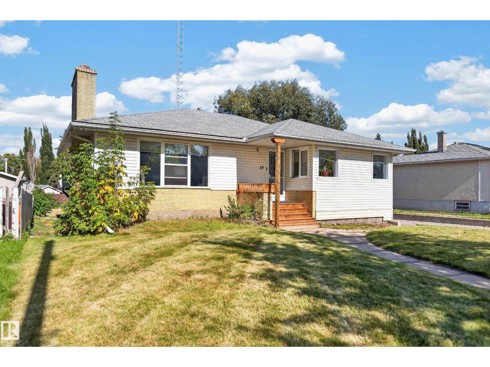 28 Saskatchewan Property Photo 1