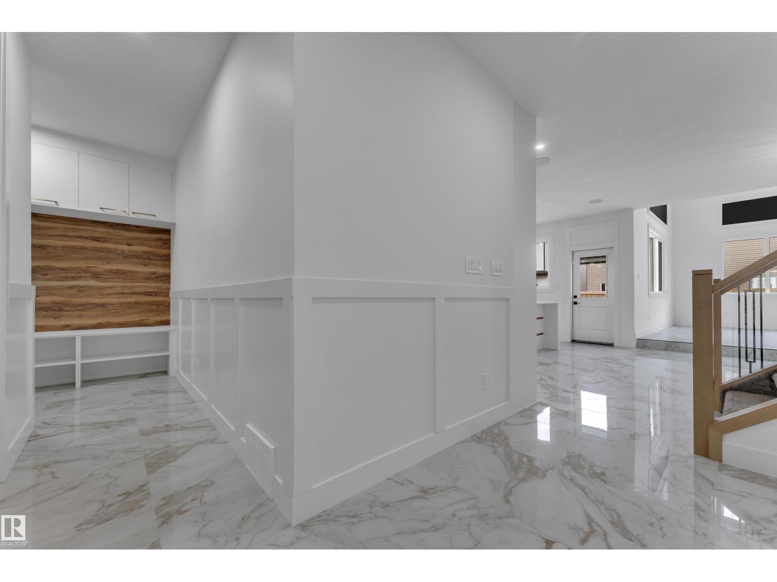 2015 156 Av Nw Property Photo 6