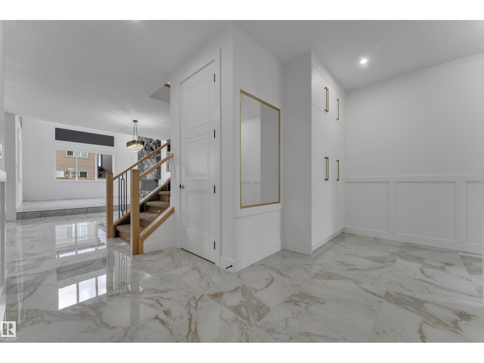 2015 156 Av Nw Property Photo 7
