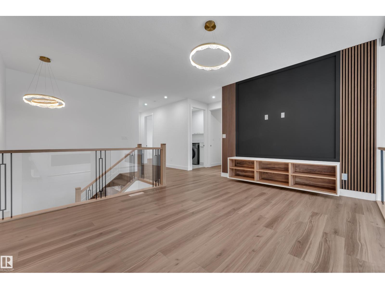 2015 156 Av Nw Property Photo 18