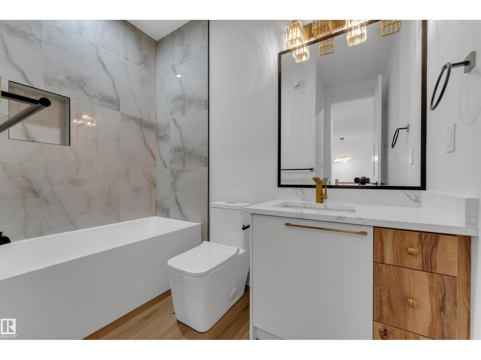 2015 156 Av Nw Property Photo 28