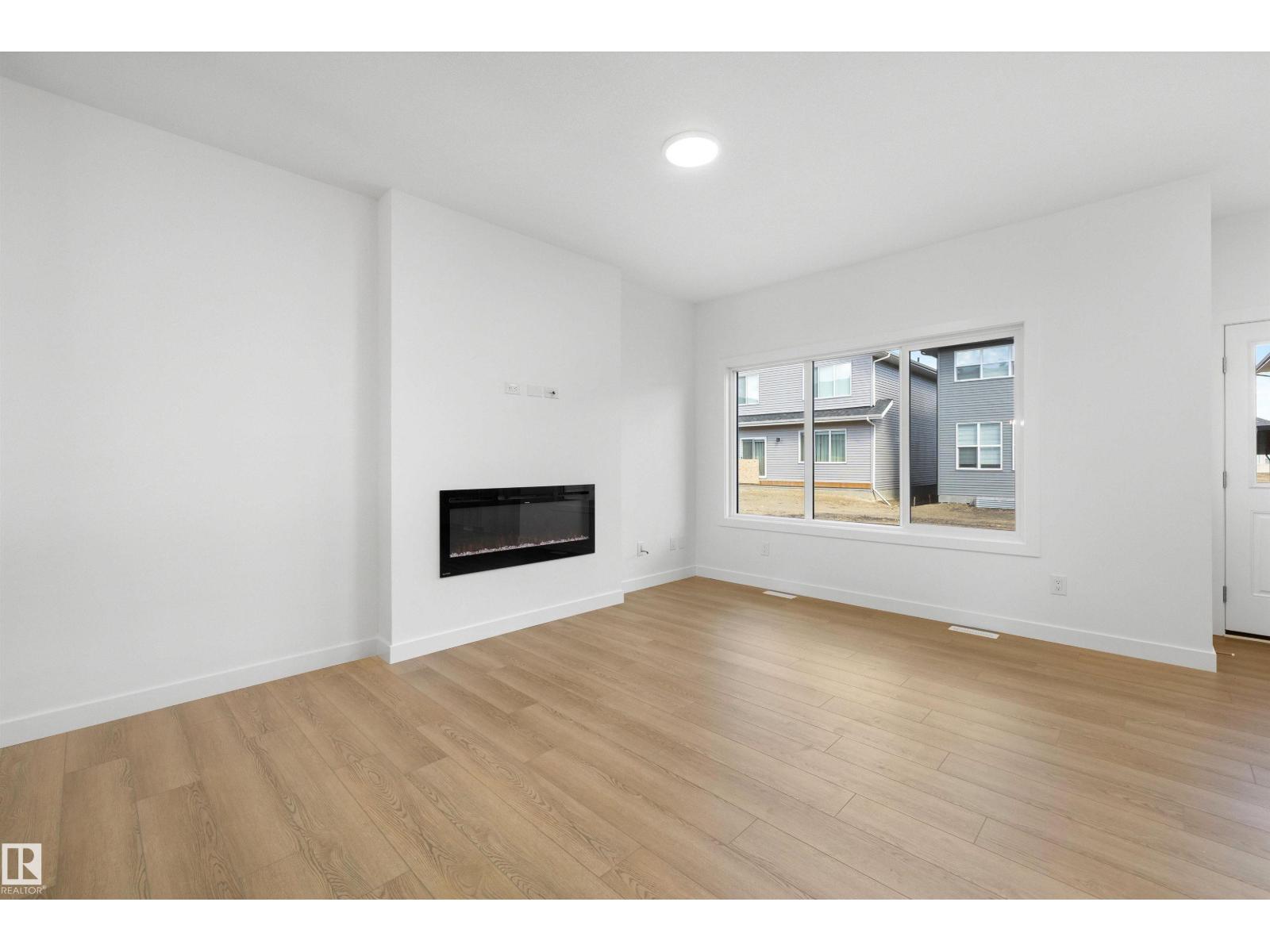 2523 210 St Nw Property Photo 9