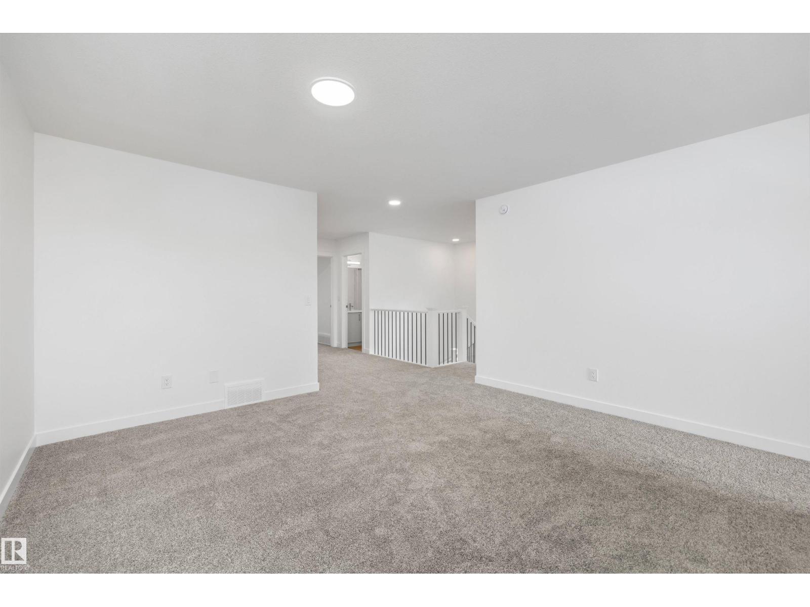 2523 210 St Nw Property Photo 24