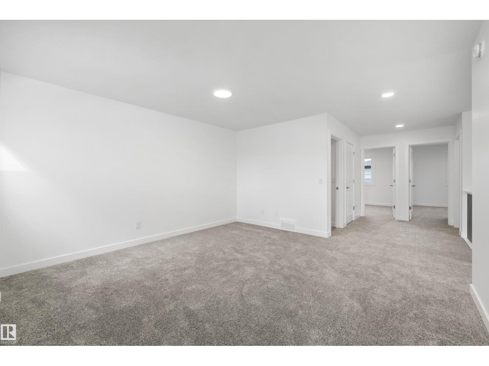 2523 210 St Nw Property Photo 25