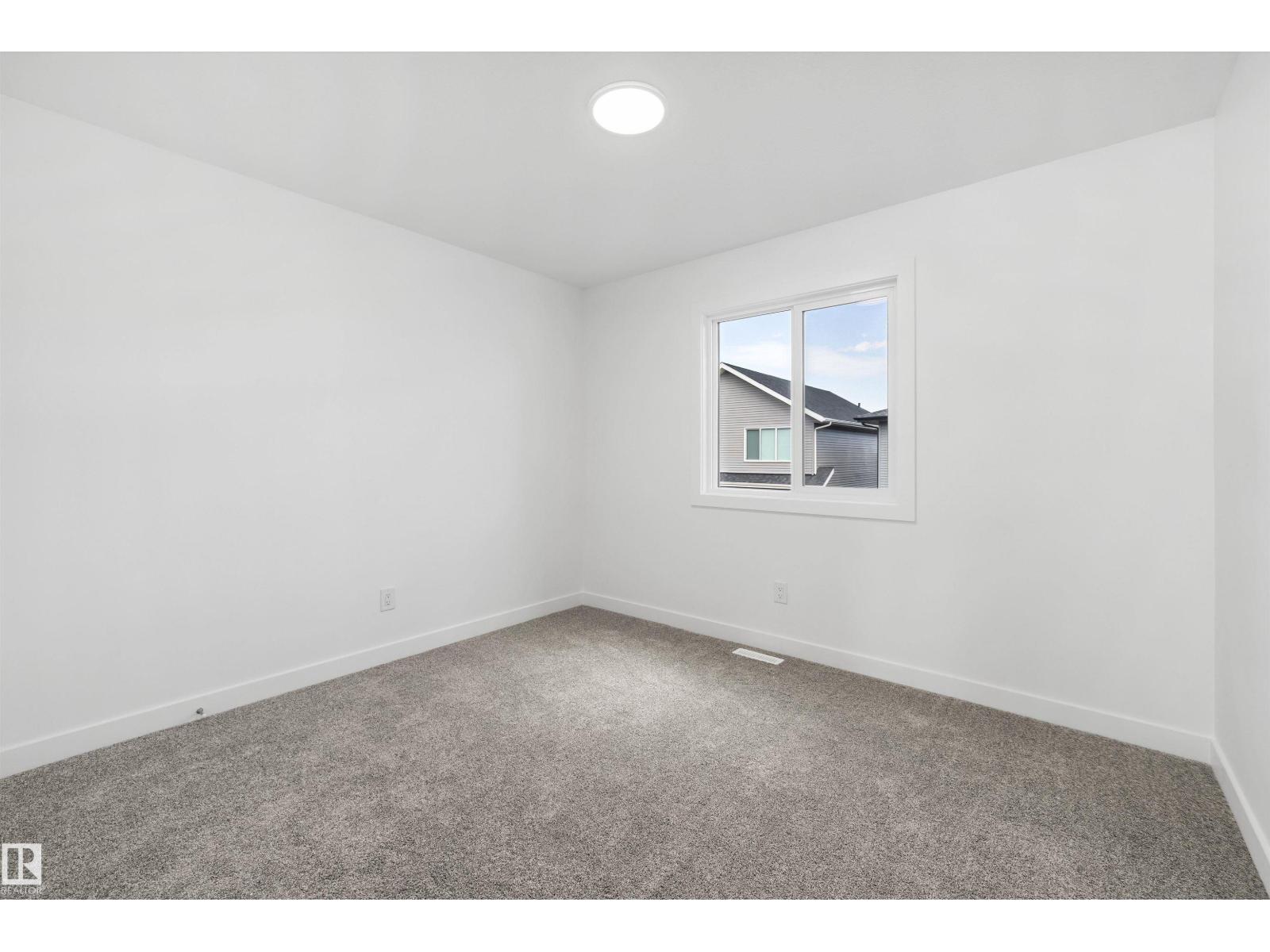 2523 210 St Nw Property Photo 32