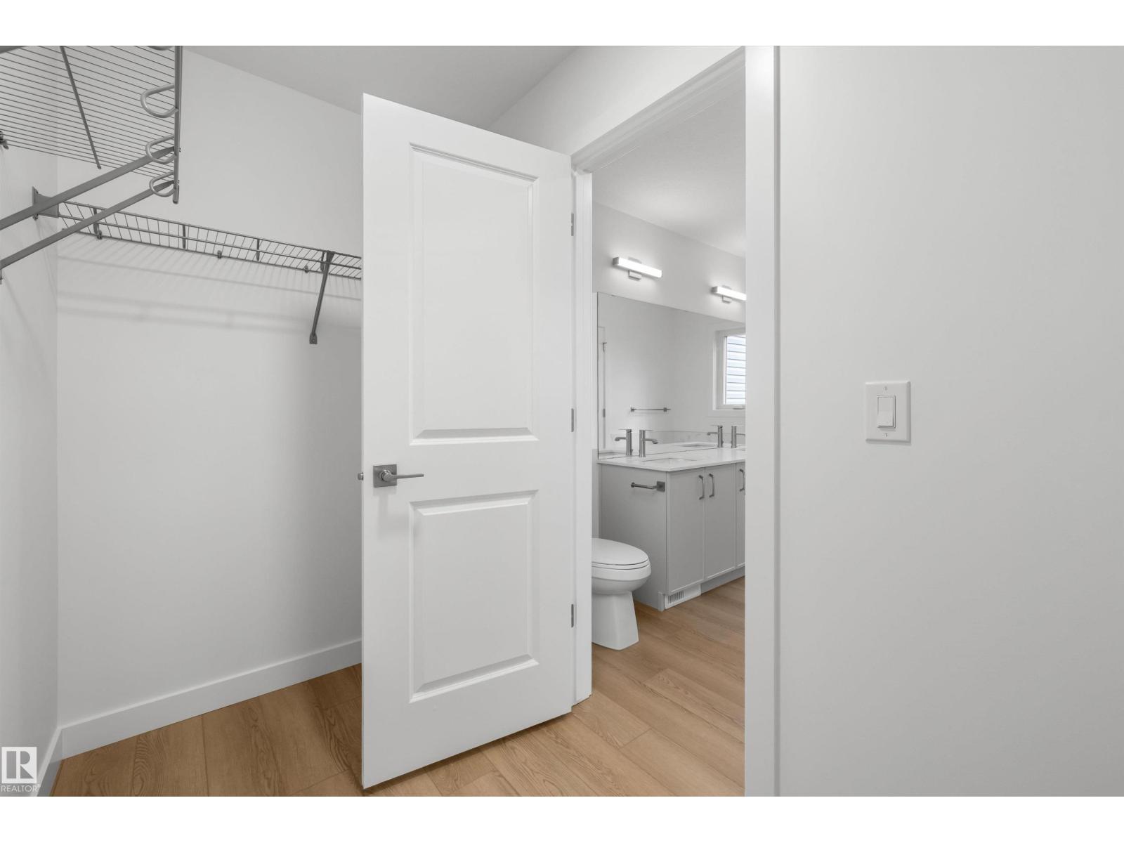 2523 210 St Nw Property Photo 42