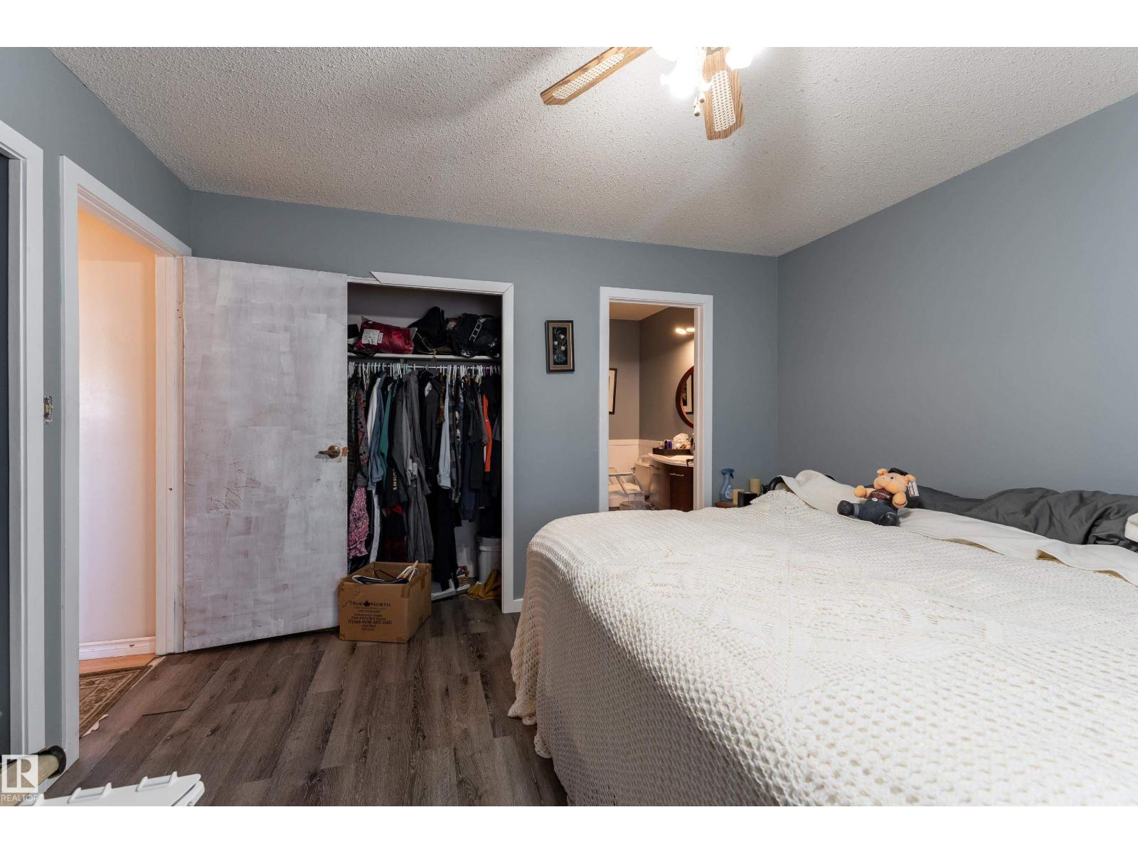 5047 46 St Property Photo 18