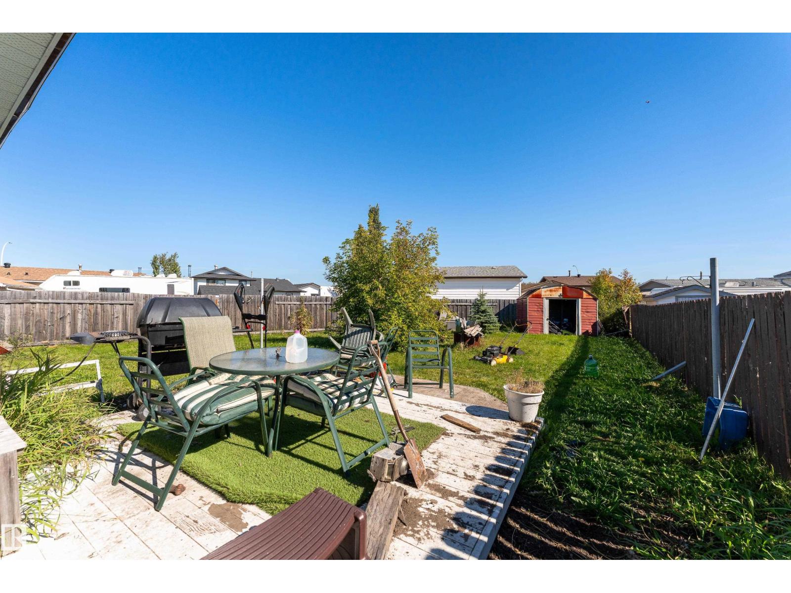 5047 46 St Property Photo 27