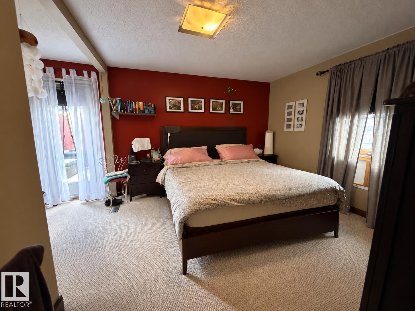 10994 126 St Nw Property Photo 14