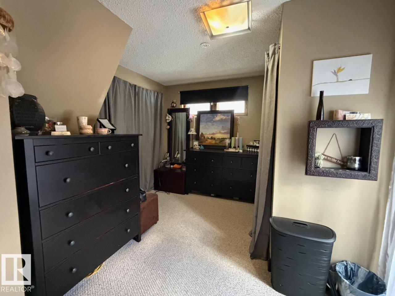 10994 126 St Nw Property Photo 15