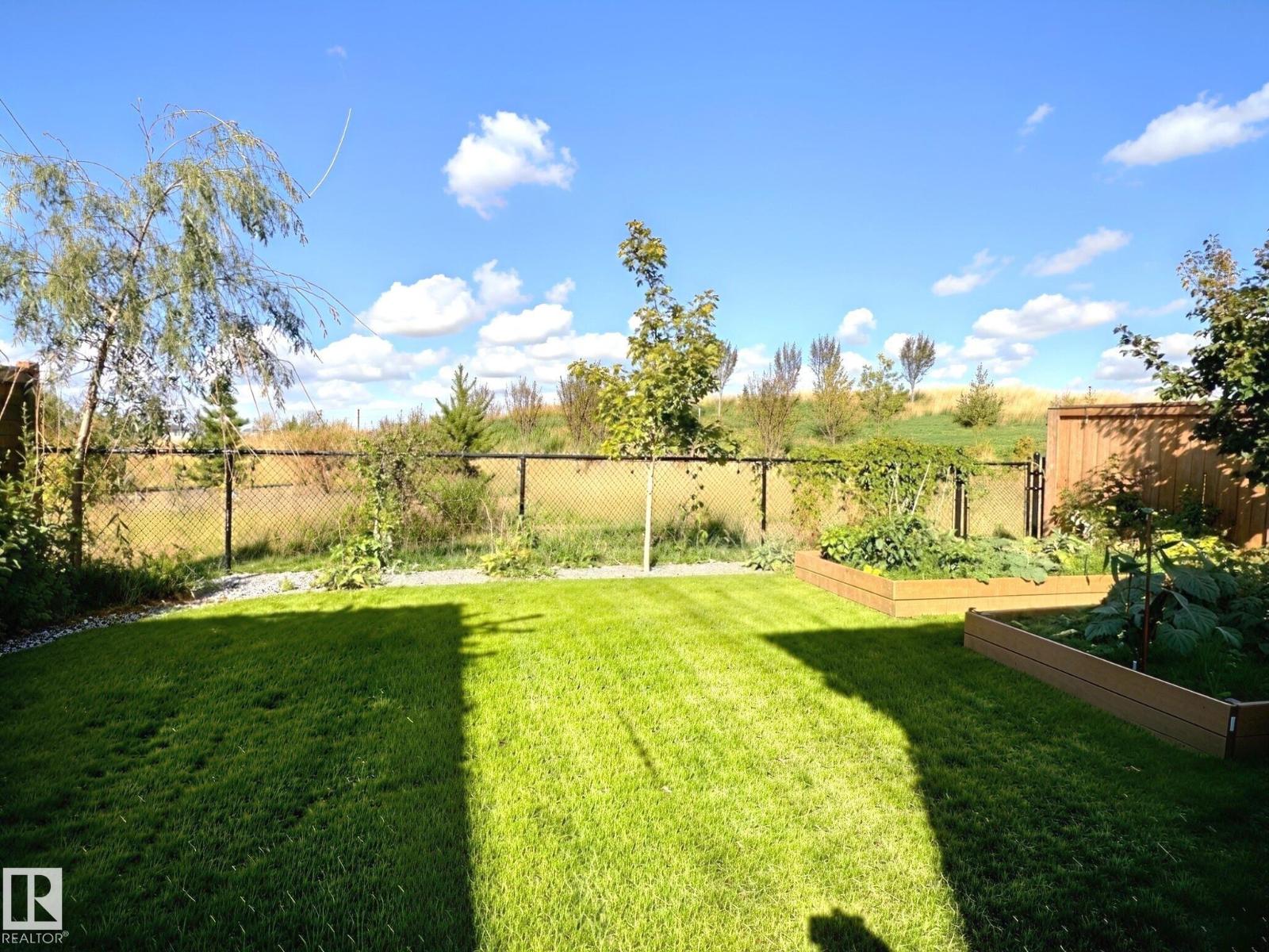 20944 128 Av Nw Property Photo 30