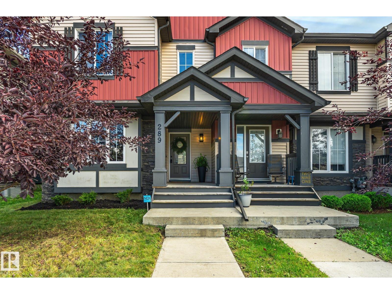 289 Desrochers Bv Sw Property Photo 3