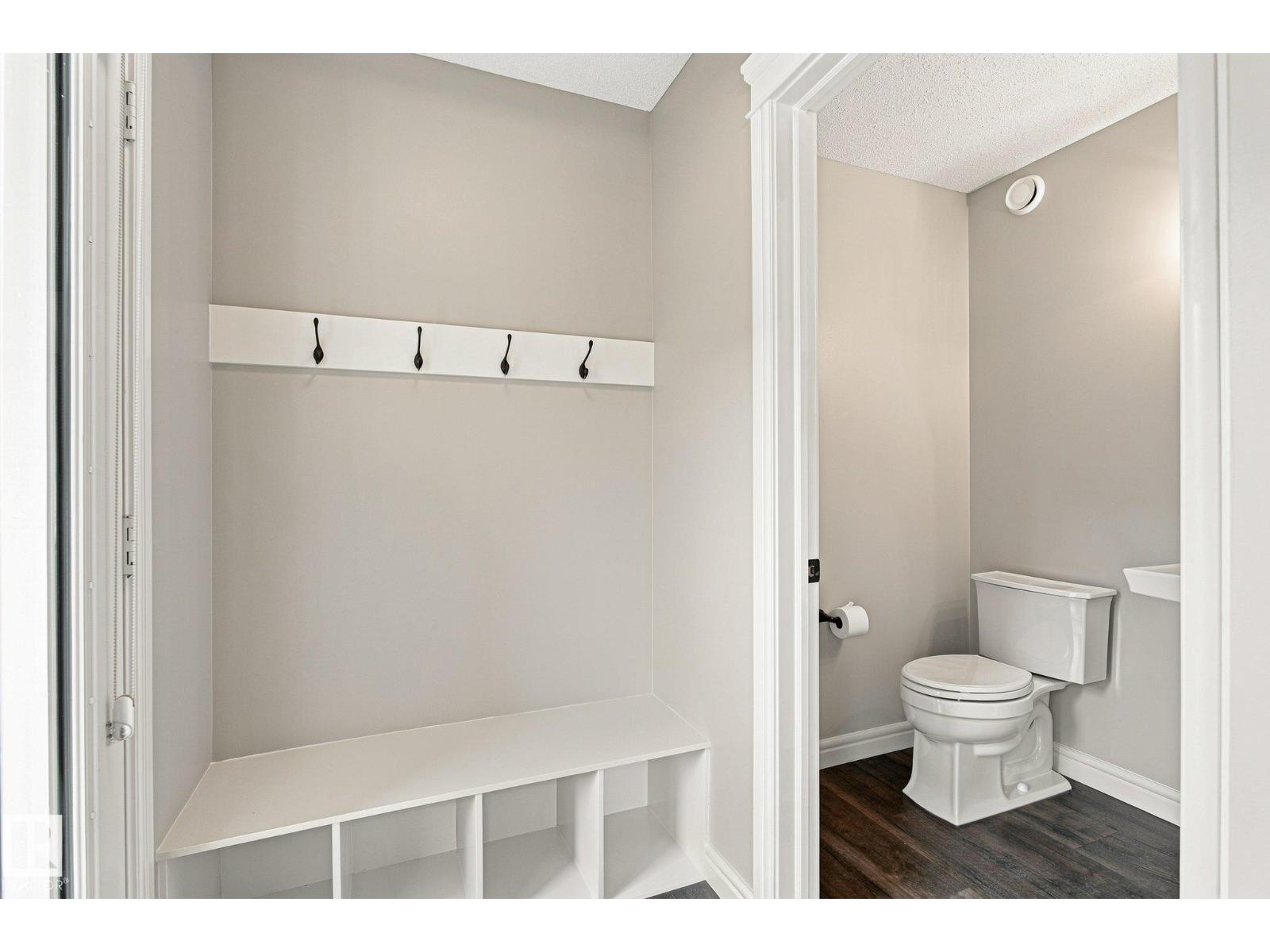 289 Desrochers Bv Sw Property Photo 18