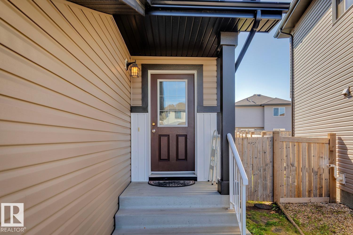 12007 173 Av Nw Property Photo 2
