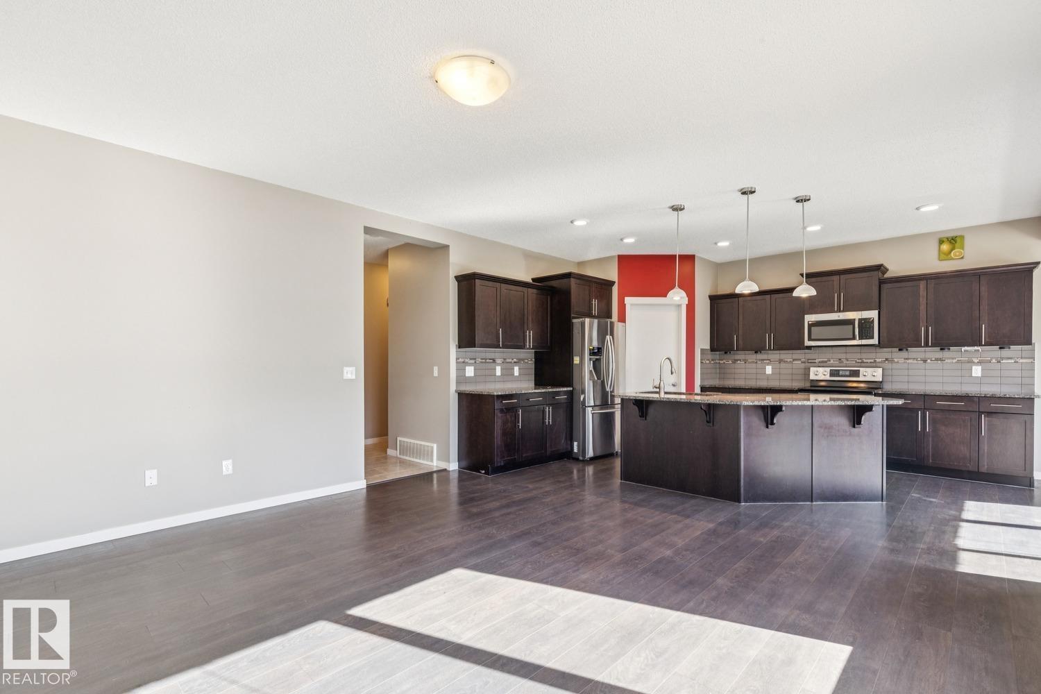 12007 173 Av Nw Property Photo 16