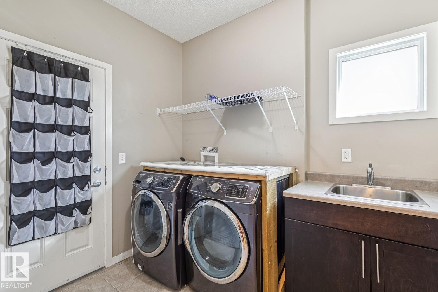 12007 173 Av Nw Property Photo 23