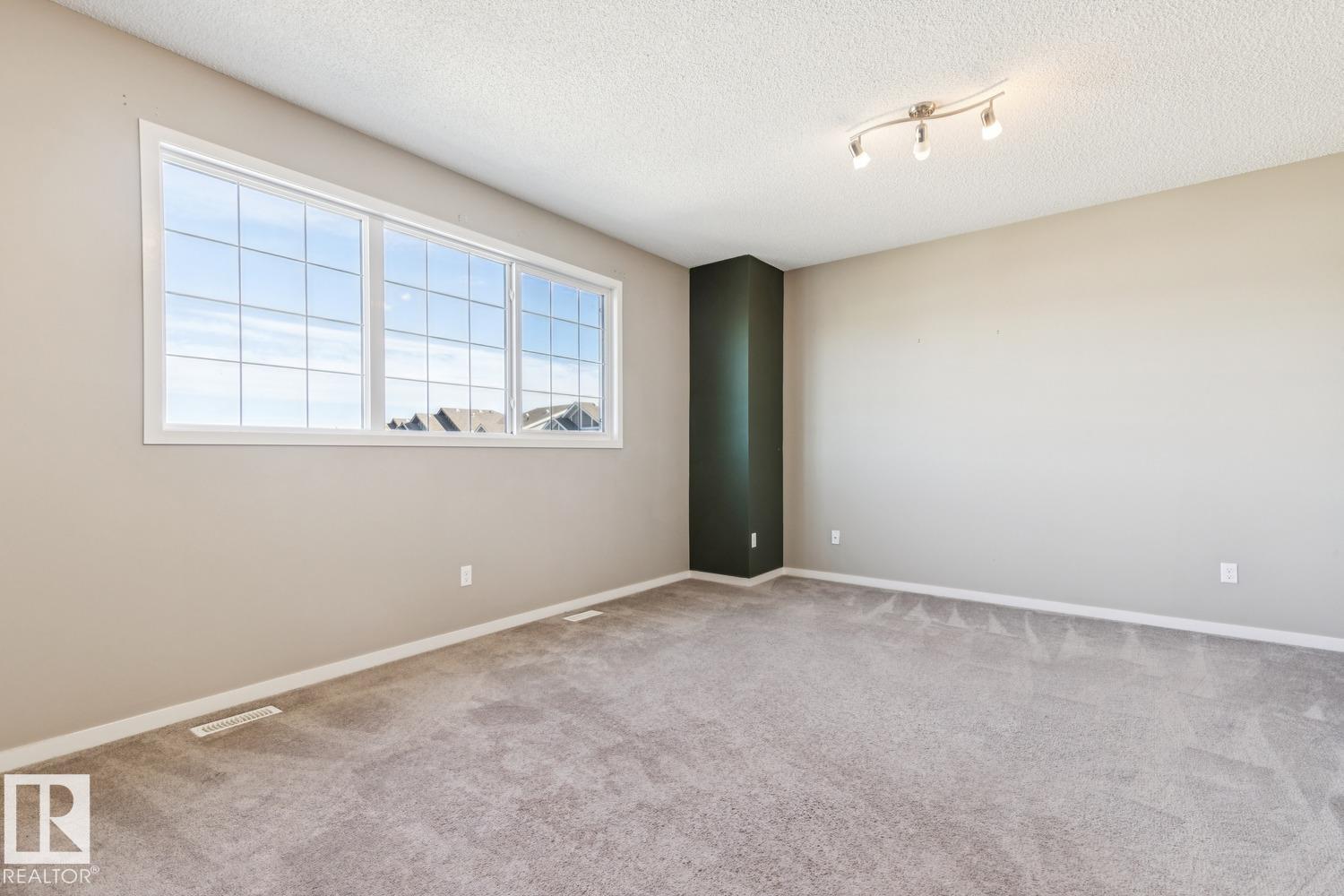 12007 173 Av Nw Property Photo 43