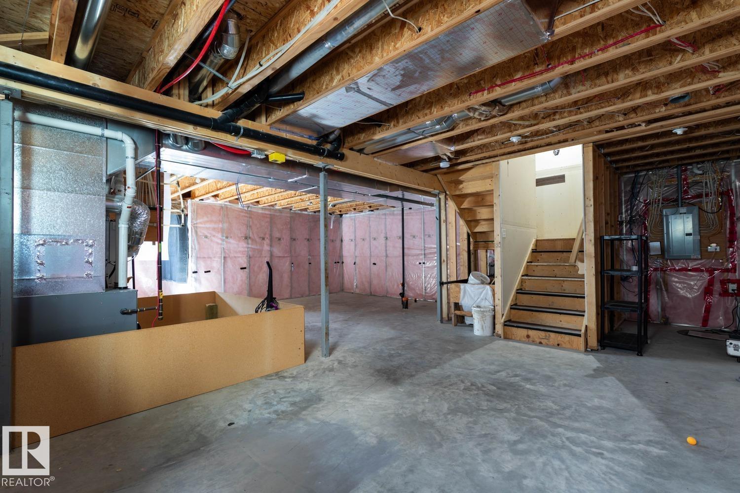 12007 173 Av Nw Property Photo 48