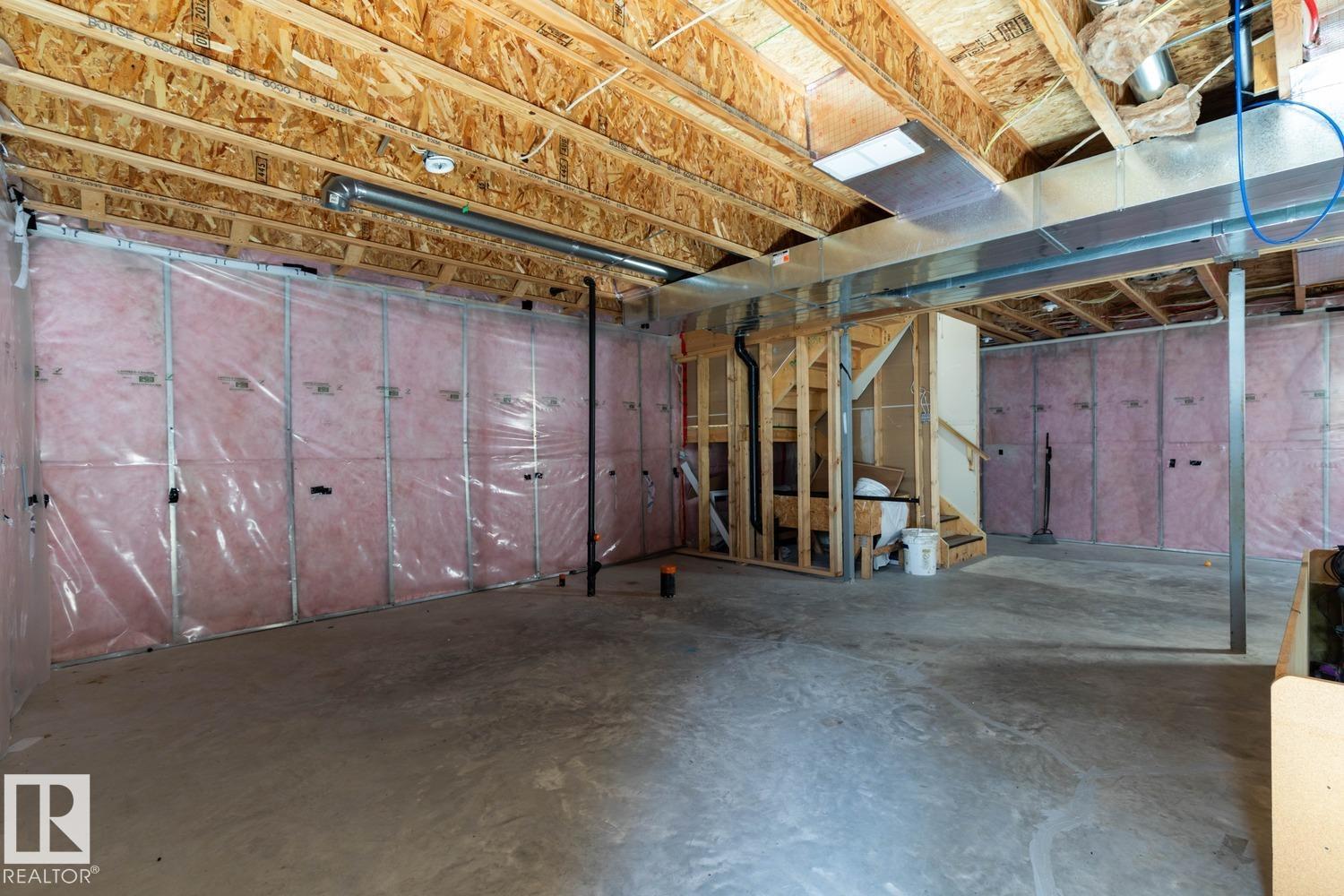 12007 173 Av Nw Property Photo 49