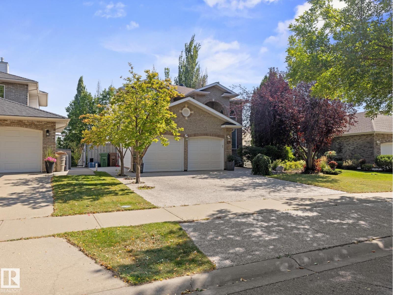 29 Oakdale Pl Property Photo 5