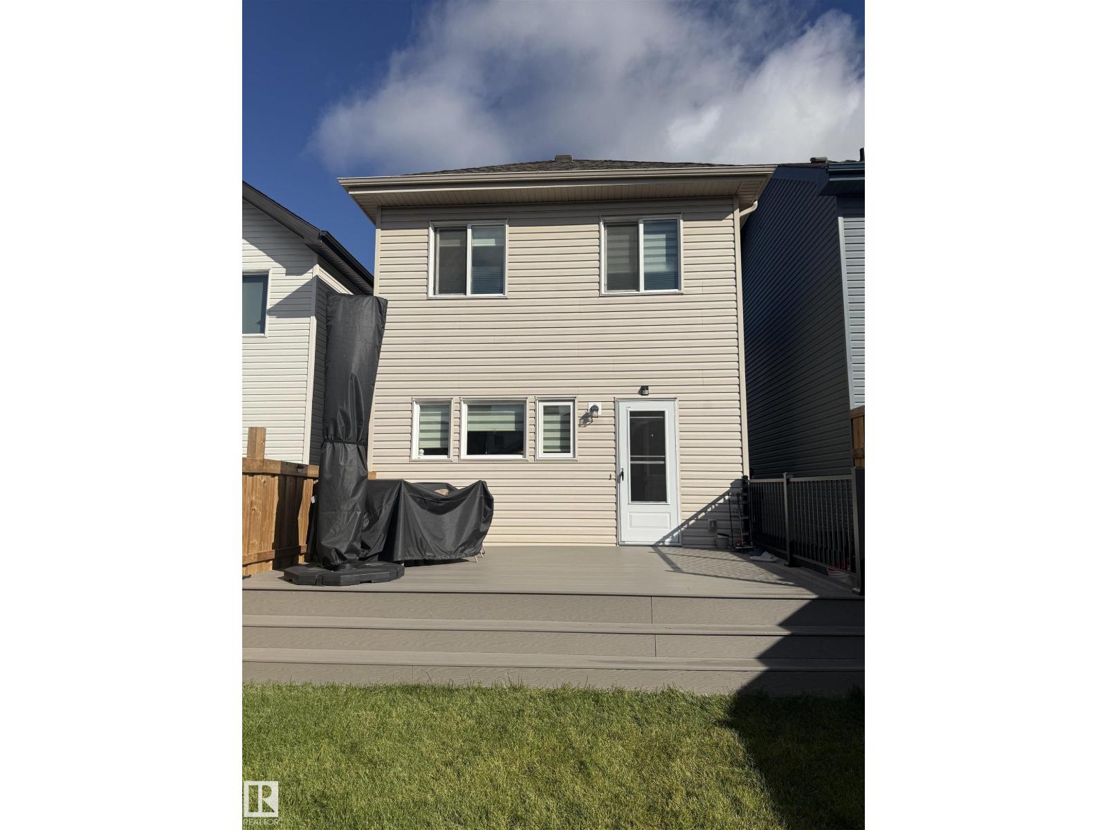 6283 176 Av Nw Property Photo 28
